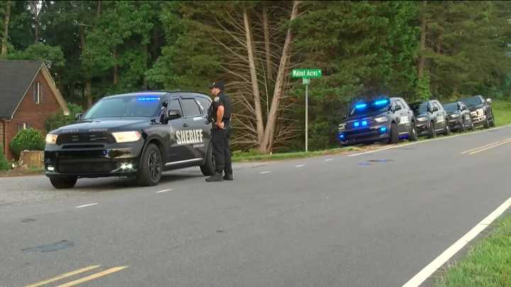 Shooting leaves 1 dead, 11 hurt on a North Carolina street during a house party