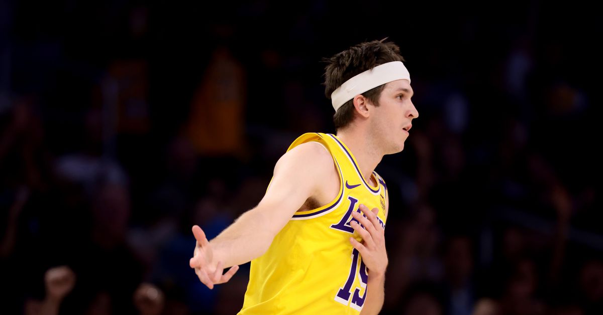 Reacts: Lakers fans open to trading Austin Reaves in offseason