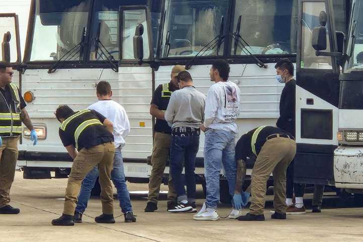 Múltiples redadas de inmigración se reportan en Los Ángeles con decenas de detenidos