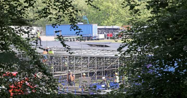 'It's not fair it's happening here - why's it not in an arena?'