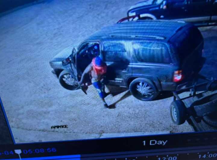 Copiah County Sheriff’s Office Seeks Help Identifying SUV and Driver