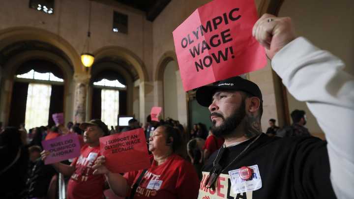 Motion introduced at LA City Council to potentially delay ‘Olympic wage' for tourism workers
