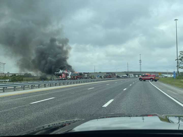 Semi-truck catches fire on I-69 near Fishers, traffic diverted