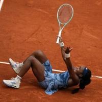 Gutsy Gauff fights back to beat Sabalenka to French Open crown