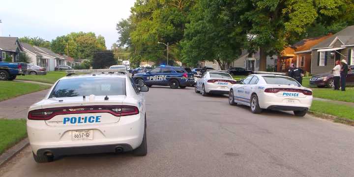MPD searching for four male suspects after shooting in East Memphis