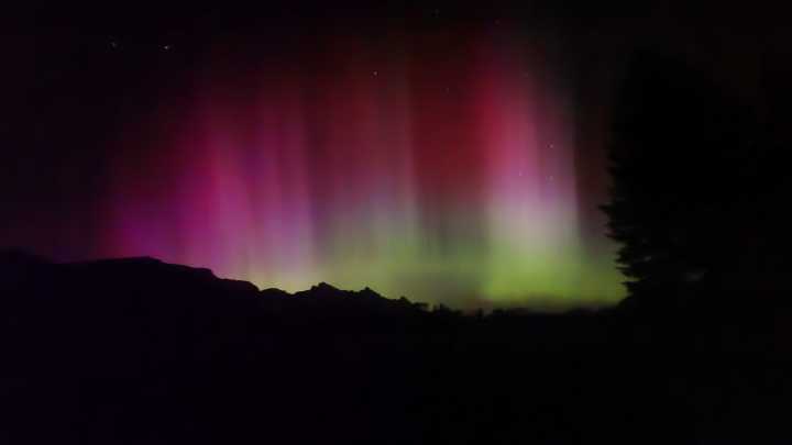 SNAPPED: Readers capture different Northern Lights colors