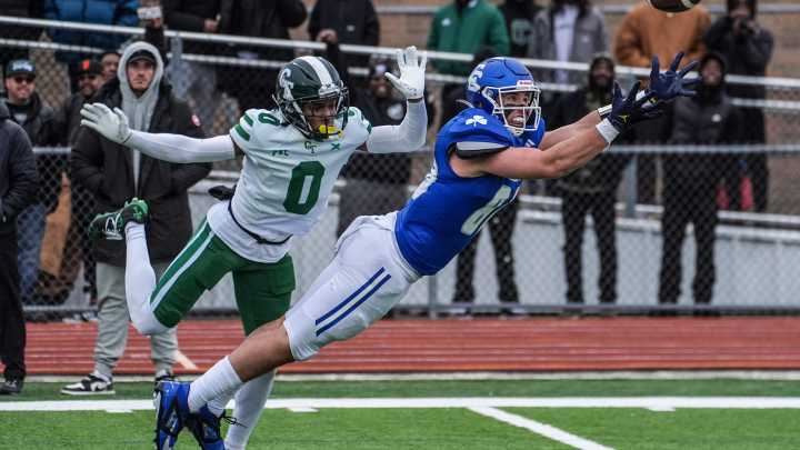 Three-star tight end from Michigan commits to Wisconsin…