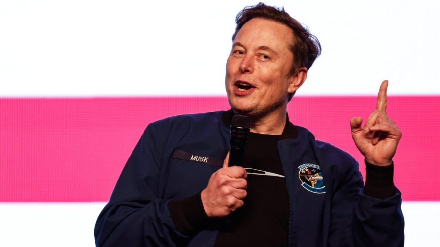Musk offers peace signal to Trump after all