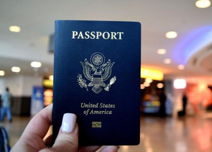 Passport Day in Putnam