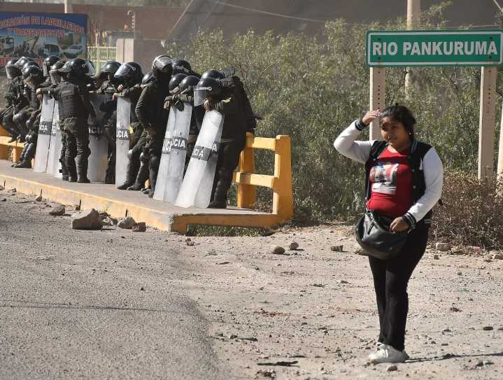 Gobierno de Bolivia anuncia operaciones policiales y militares "conjuntas" ante conflictos