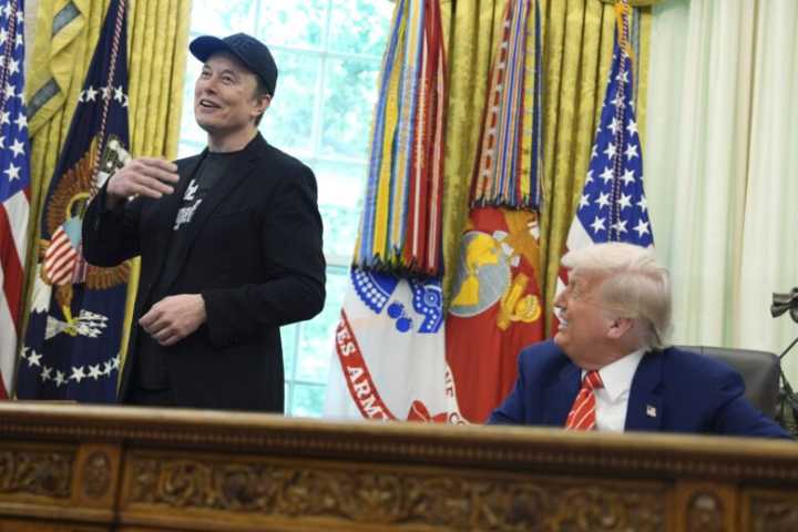 Analysis: Musk’s revolt - a tech titan, state secrets and the White House in his crosshairs