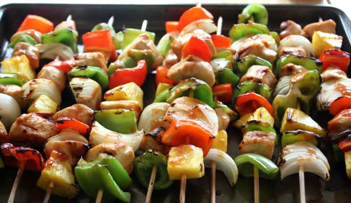 Brochetas de Pollo a la Parrilla – Con Sabor de Verano en Casa o al Aire Libre