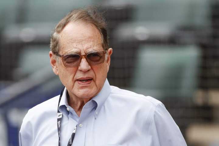 White Sox's Jerry Reinsdorf reaches deal for potential sale to Justin Ishbia