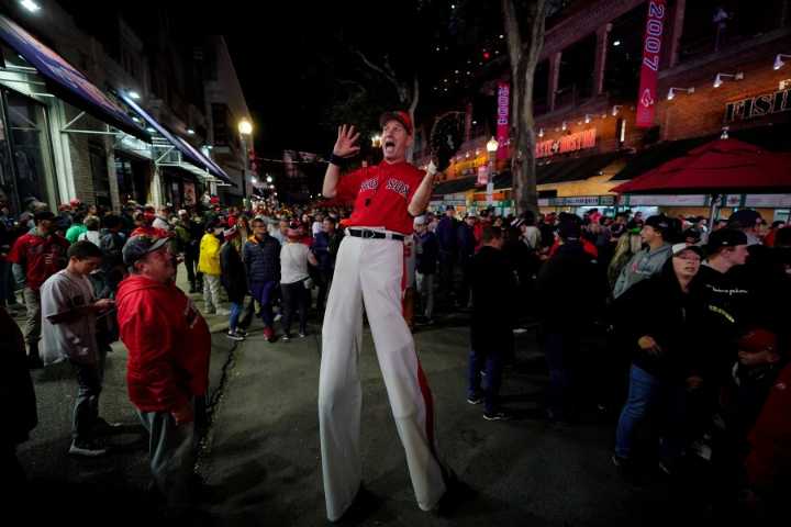 Brothers bring boxing back to Fenway after 70 years and hope to revitalize the sport in Boston