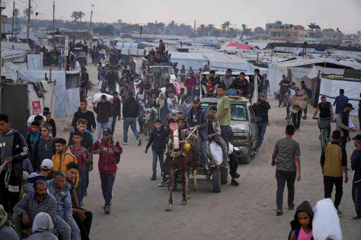 Israeli forces killed 27 heading to aid site, Gaza officials say