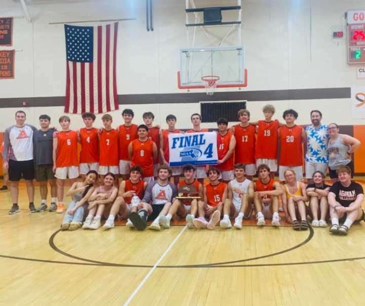 Agawam boys volleyball defeats East Longmeadow, moves into D