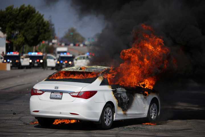 LA immigration protests live updates: Trump deploys 2,000 National Guard members