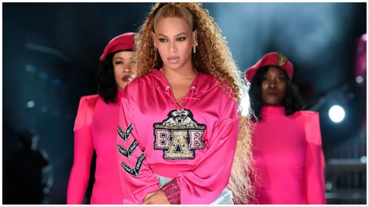 'She Was Stressed Opening That Evenlope': Beyoncé Caught Off Guard by Couple's Gender Reveal Request at Concert