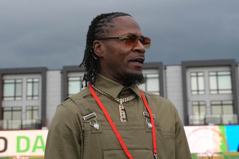 Adam ‘Pacman’ Jones arrested, charged with assault of an officer