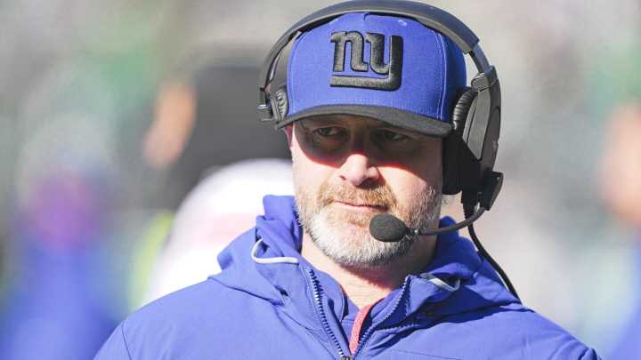 Giants DC Shane Bowen tells his players to "be a damn pirate"