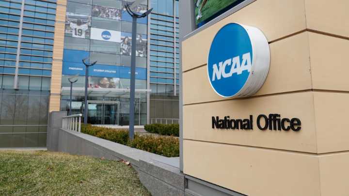 Judge approves $2.8 billion NCAA settlement