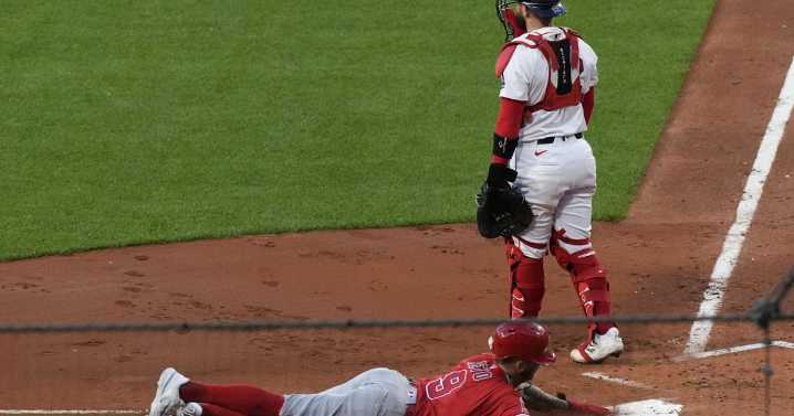 Angels manufacture a run in 10th inning to beat Red Sox, 4