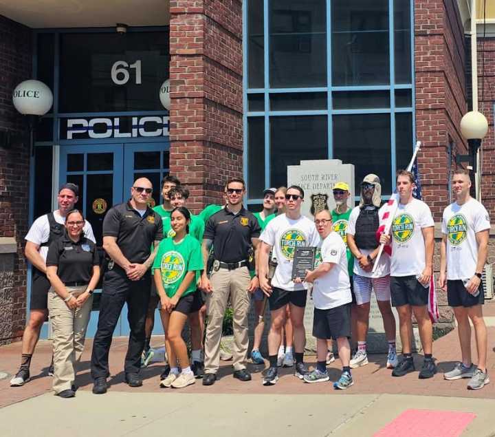 South River police and students join annual Torch Run for Special Olympics New Jersey