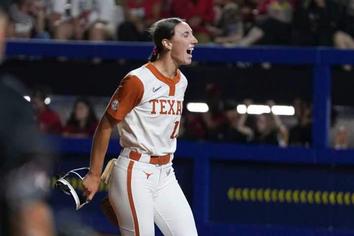Where to watch the Texas vs. Texas Tech WCWS championship game livestream for free