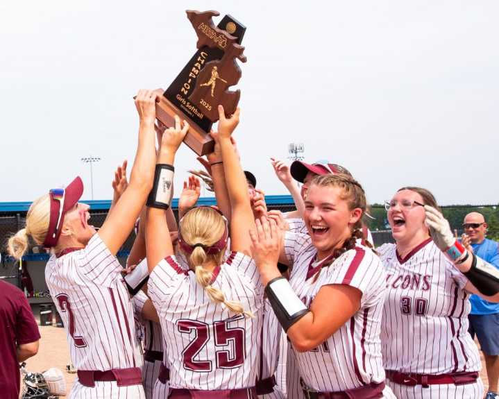 Ford throttles Royal Oak, Port Huron Northern to win regional championship