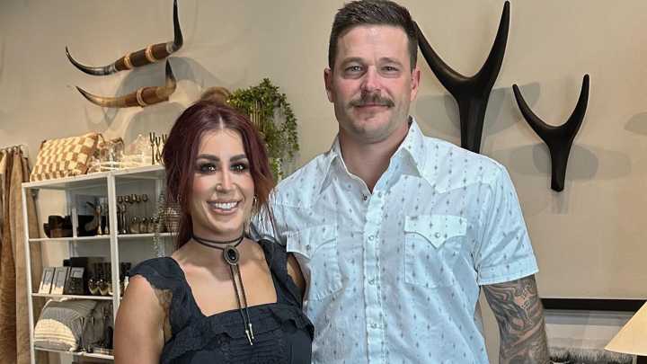 Teen Mom Chelsea Houska charges $8k for couch and $100 for one pillow as decor store is slammed for 'overpriced' items