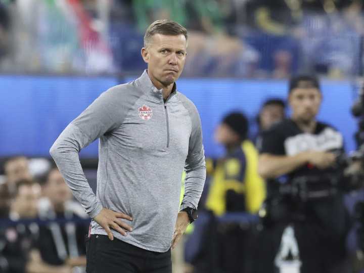 Canada soccer coach bothered by U.S. treatment of Ukraine