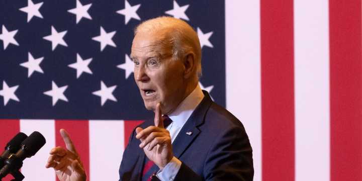 Biden anuncia que ya inició su tratamiento contra el cáncer y que "el pronóstico es bueno"