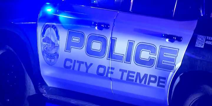 Suspect stabs man in neck, head during argument over unleashed dogs in Tempe