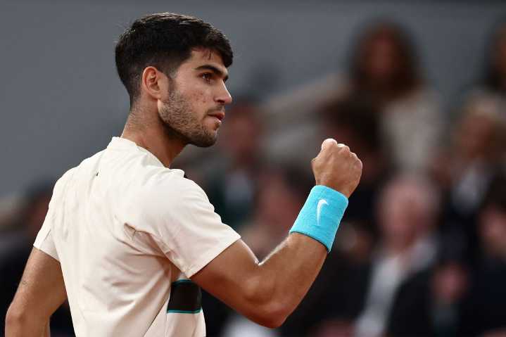 World No. 1 Jannik Sinner ousts Novak Djokovic from Roland Garros to set up title clash with defending champ Carlos Alcaraz