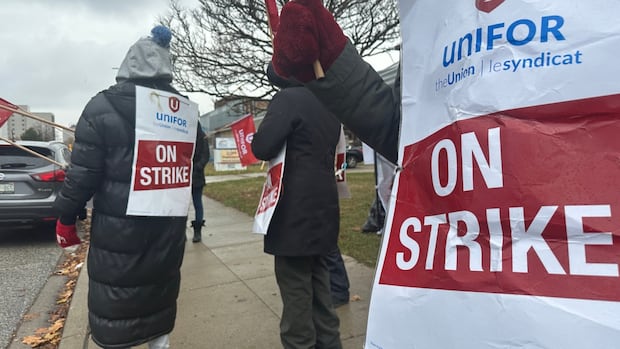 Workers at Clear Medical Imaging secure 1st collective agreement after arbitration