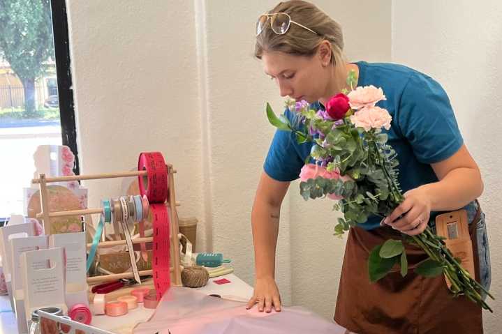 New mobile florist company honors Oakley owner’s late grandfather