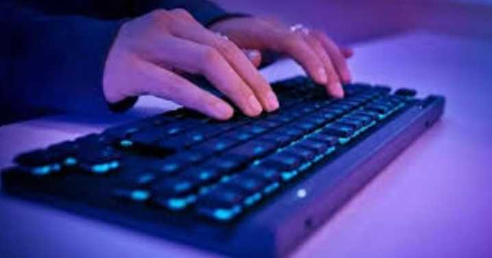 Millions of UK households urged to 'set up new email account' now