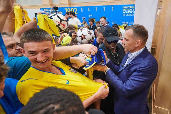 Shevchenko hopes Ukrainian soccer history can be preserved through Toronto exhibition