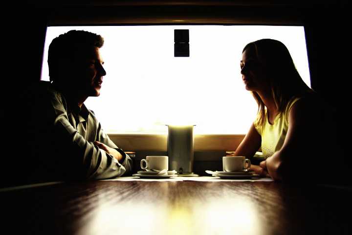 This Woman Met Her Future Husband on a Train—After Her Boyfriend Fell Asleep