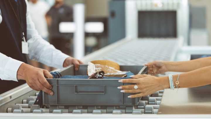Are You Allowed To Bring Fast Food Through Airport Security?