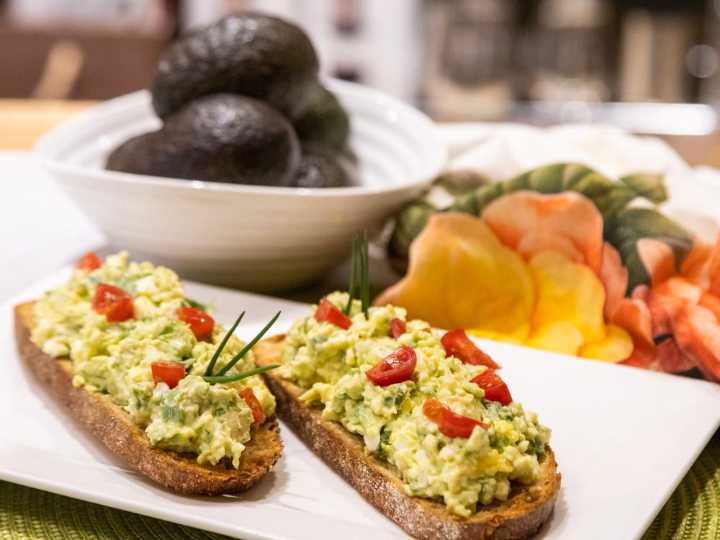 RECIPE: Avocado upgrades egg salad | Spruce Grove Examiner
