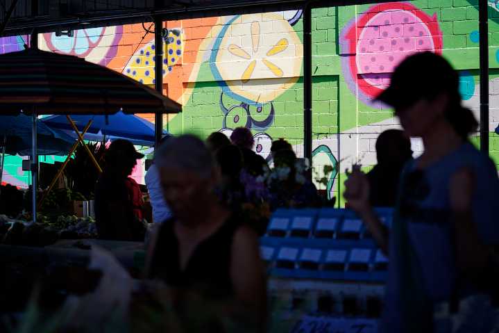 Photo Essay: A Day At The Hilo Farmers Market