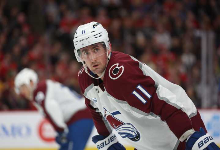 Brock Nelson signs three-year, $22.5-million contract with Colorado Avalanche