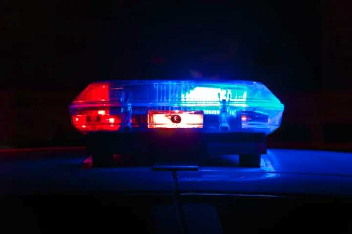 Man killed in early morning crash near I