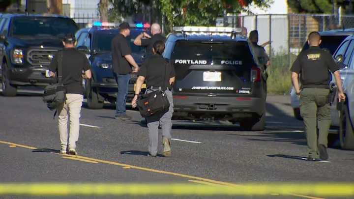Man injured in shooting involving Multnomah County deputy in Northeast Portland