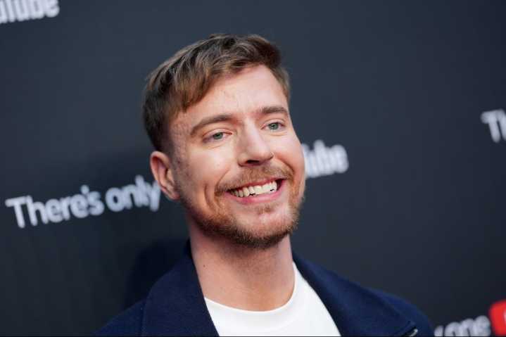 MrBeast admite que su madre le prestó dinero para pagar su boda