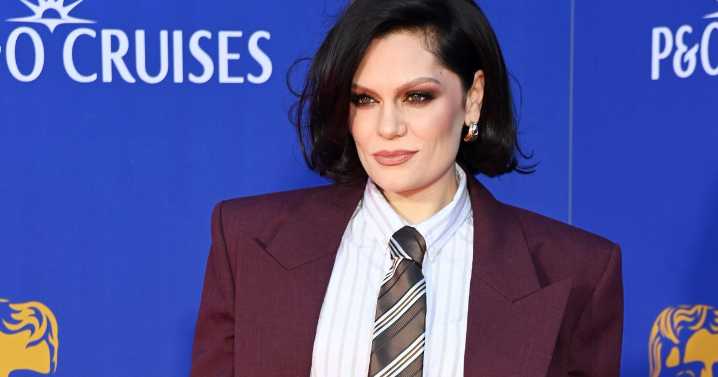 Jessie J diagnosed with "early breast cancer," says she'll undergo surgery after London music festival