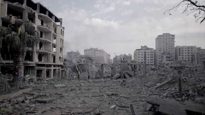 Gaza officials say Israeli forces killed 27 heading to aid site. Israel says it fired near suspects