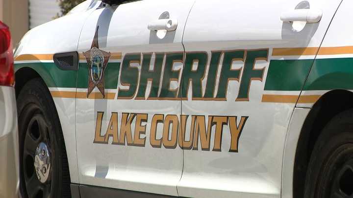 Lake County deputies investigate armed robbery by suspected police impersonator