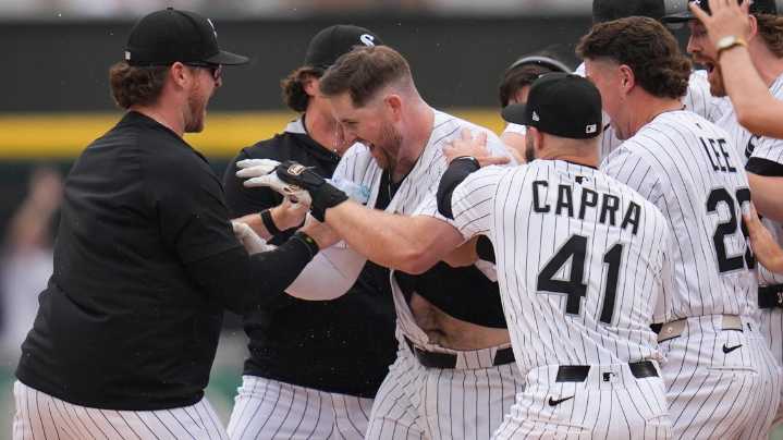 Elko delivers RBI single in the 10th to help White Sox beat AL